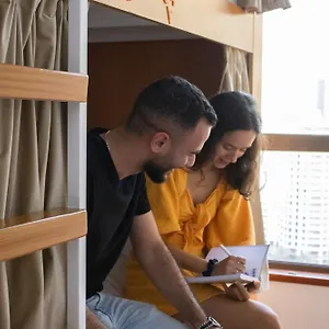  Hostal Lunar 96